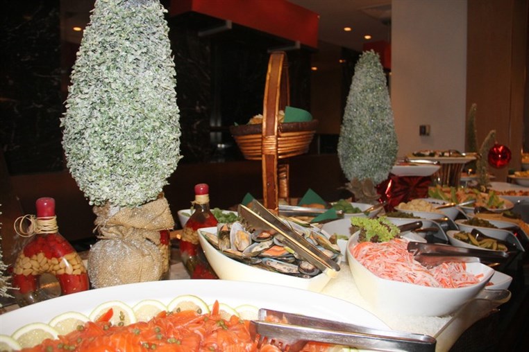 Christmas Night at Caffe Mondo